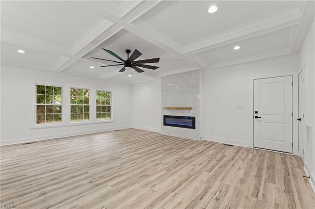 1827 Broadstreet RD, Hampton, VA 23666