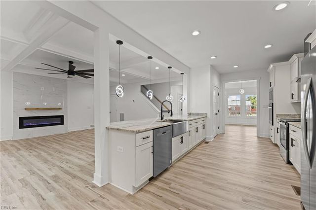 1827 Broadstreet RD, Hampton, VA 23666