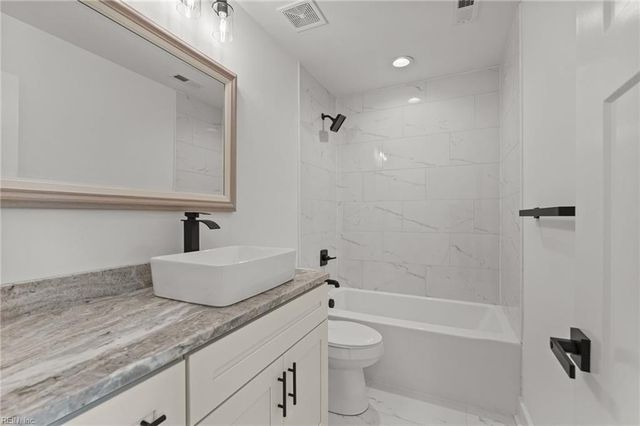 1827 Broadstreet RD, Hampton, VA 23666