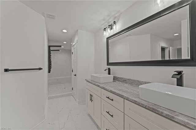 1827 Broadstreet RD, Hampton, VA 23666