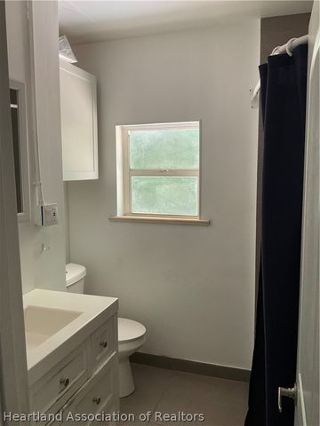 100 Gwen Hill Street, Avon Park, FL 33825
