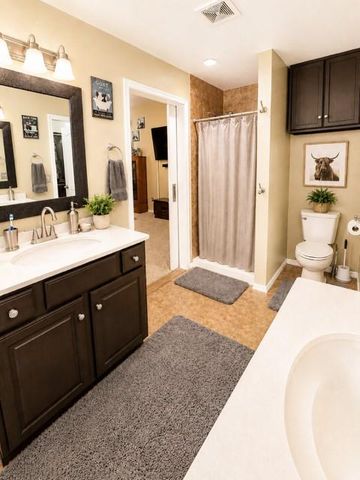 8213 Woodbend Drive, Oklahoma City, OK 73135