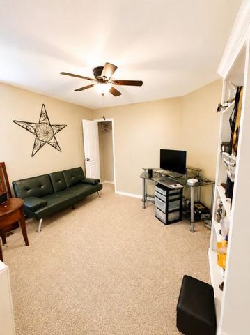 8213 Woodbend Drive, Oklahoma City, OK 73135