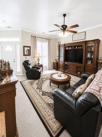 8213 Woodbend Drive, Oklahoma City, OK 73135