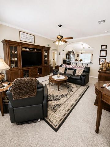 8213 Woodbend Drive, Oklahoma City, OK 73135