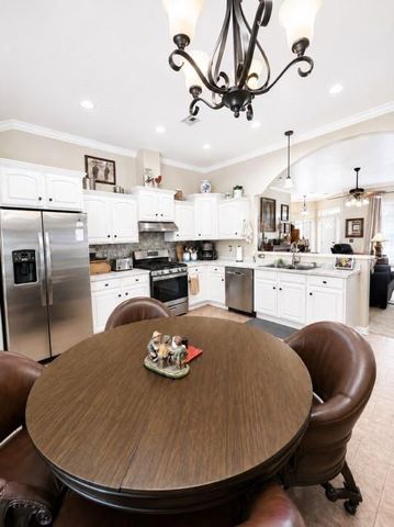 8213 Woodbend Drive, Oklahoma City, OK 73135
