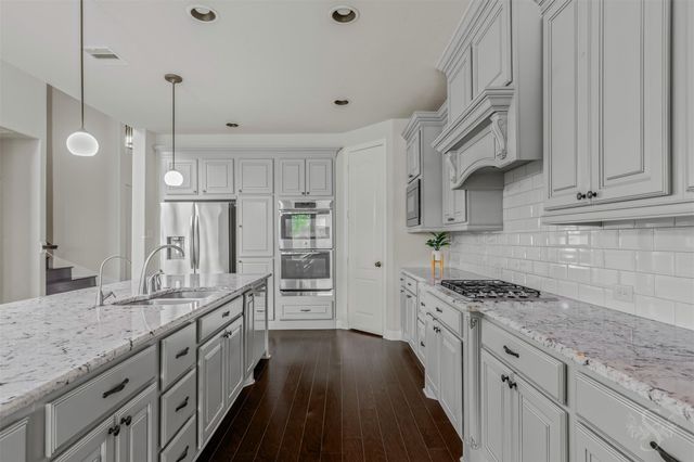 4902 Cancun Hills Court, Fulshear, TX 77441