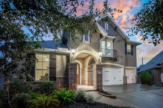 4902 Cancun Hills Court, Fulshear, TX 77441