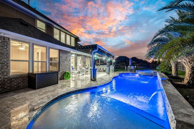 4902 Cancun Hills Court, Fulshear, TX 77441