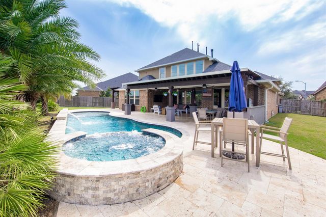 4902 Cancun Hills Court, Fulshear, TX 77441