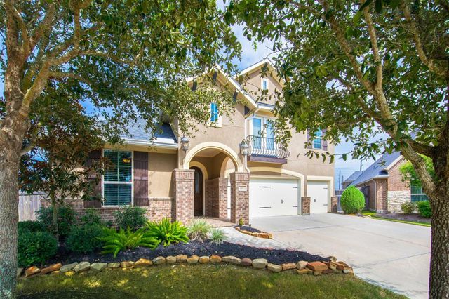 4902 Cancun Hills Court, Fulshear, TX 77441