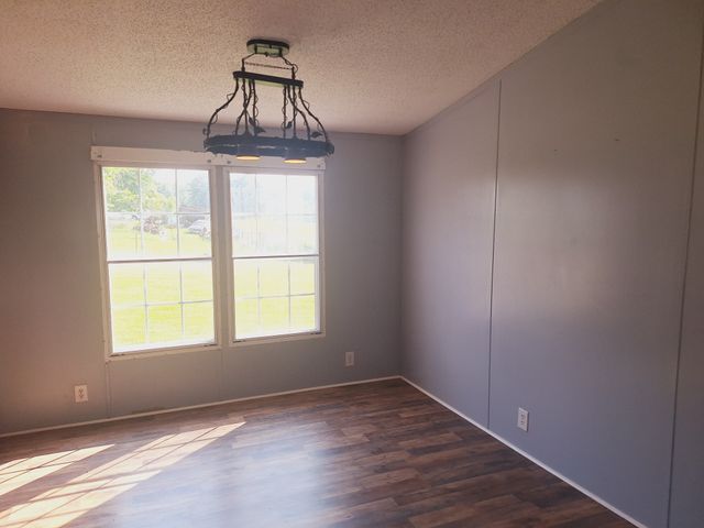 111 Water Oak Rd, Summertown, TN 38483