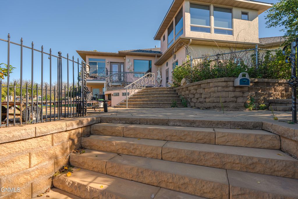 1530 Clipper Place, Bismarck, ND 58504 photo 102