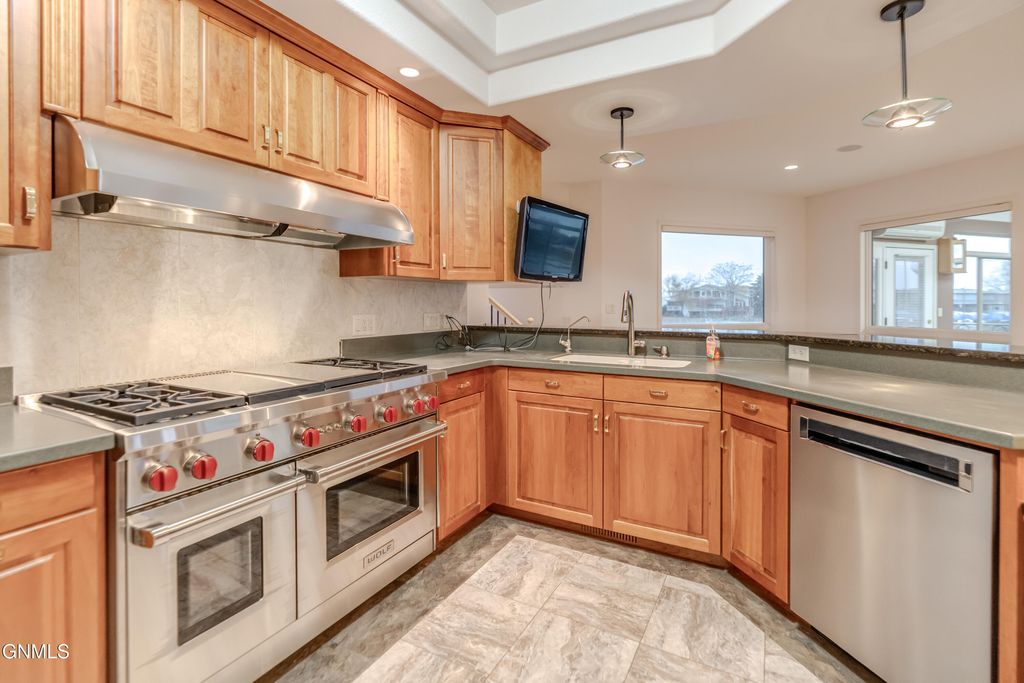 1530 Clipper Place, Bismarck, ND 58504 photo 30