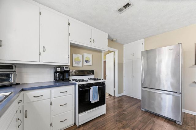 715 S Christine, Wichita, KS 67218