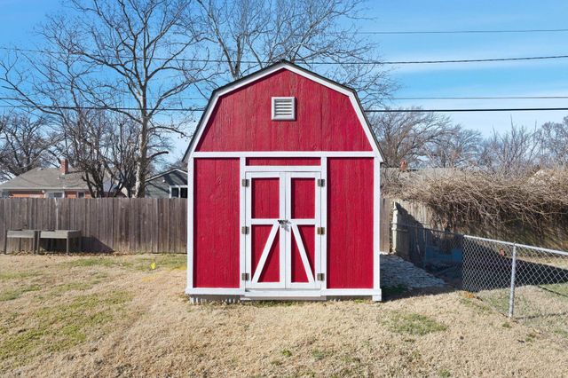 715 S Christine, Wichita, KS 67218