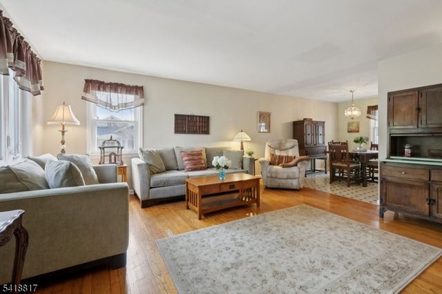 516 Monroe St, Hackettstown Town, NJ 07840