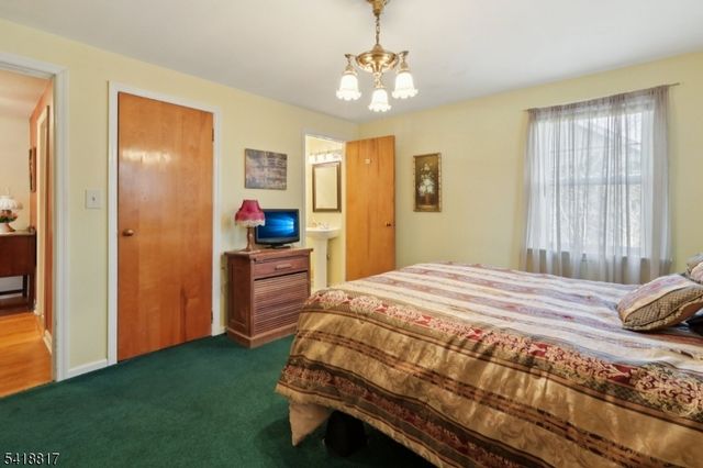 516 Monroe St, Hackettstown Town, NJ 07840