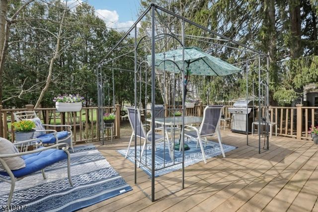 516 Monroe St, Hackettstown Town, NJ 07840