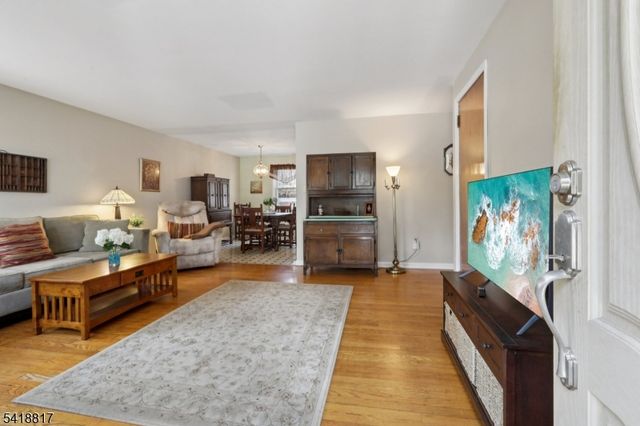 516 Monroe St, Hackettstown Town, NJ 07840