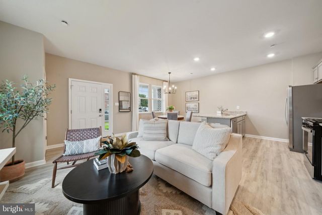 6000 BANYAN LN, Chesterfield, VA 23234