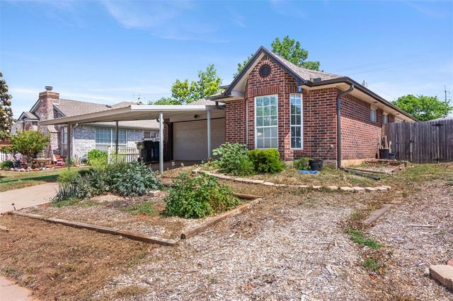 9237 Apple Drive, Midwest City, OK 73130
