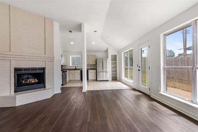 9237 Apple Drive, Midwest City, OK 73130