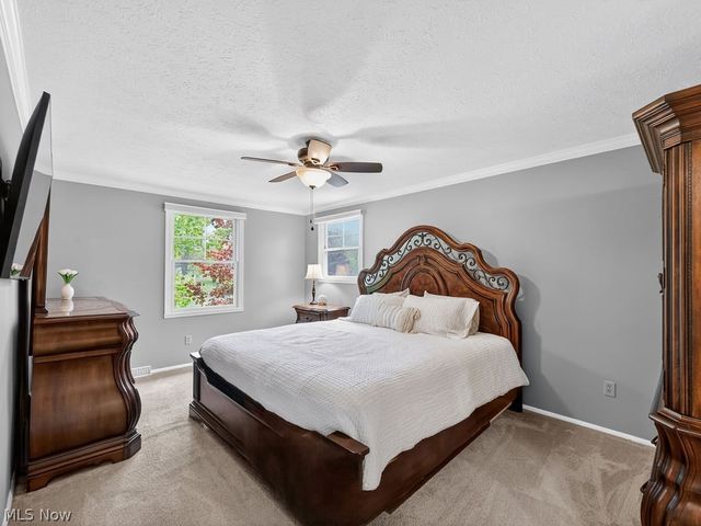 3577 Antony Drive, Broadview Heights, OH 44147