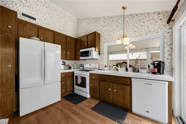 15426 Weeks, Whittier, CA 90604