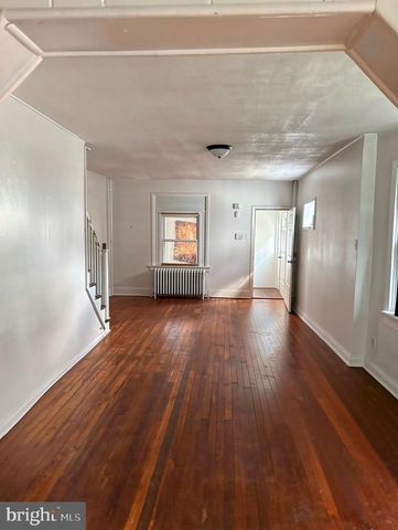 134 CHESTER PIKE, Darby, PA 19023