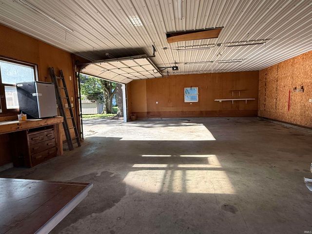 809 N 5th Street, Decatur, IN 46733