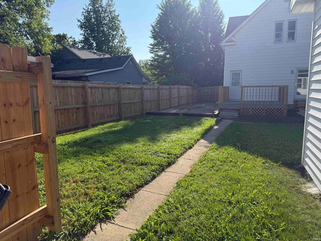 809 N 5th Street, Decatur, IN 46733