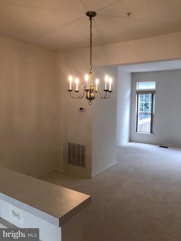 4133 CRESSIDA PL, Woodbridge, VA 22192