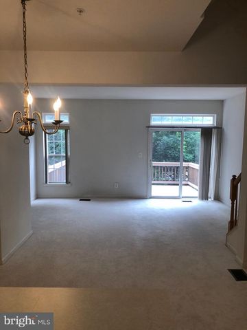 4133 CRESSIDA PL, Woodbridge, VA 22192