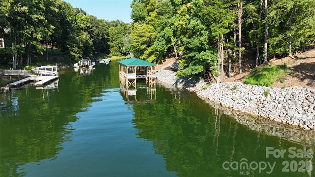 170 Windwood Lane, Troutman, NC 28166