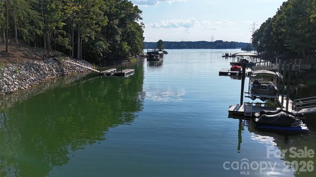 170 Windwood Lane, Troutman, NC 28166