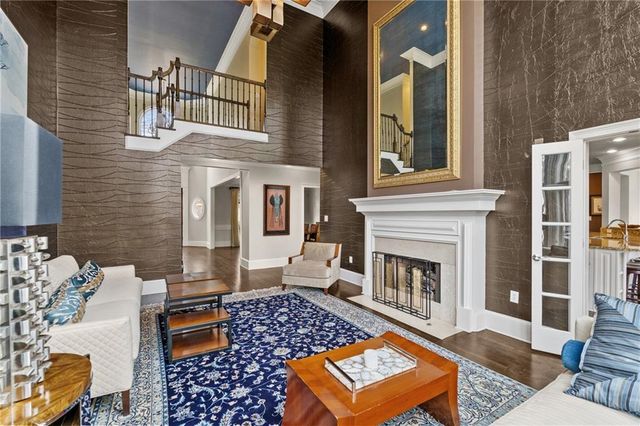 960 Tiverton Lane, Alpharetta, GA 30022