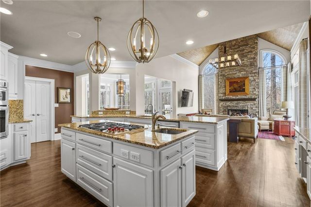 960 Tiverton Lane, Alpharetta, GA 30022