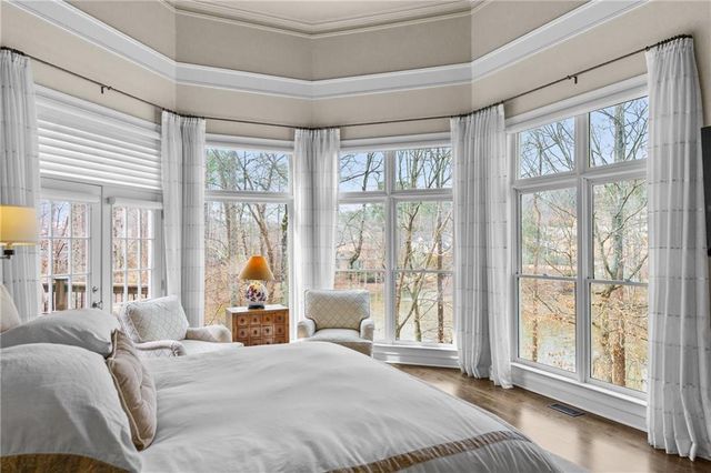 960 Tiverton Lane, Alpharetta, GA 30022