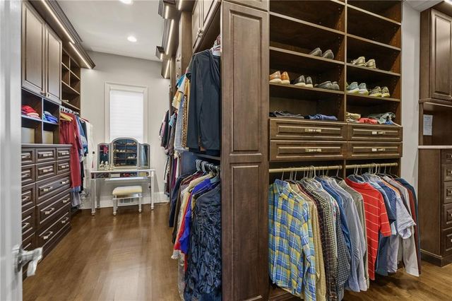 960 Tiverton Lane, Alpharetta, GA 30022