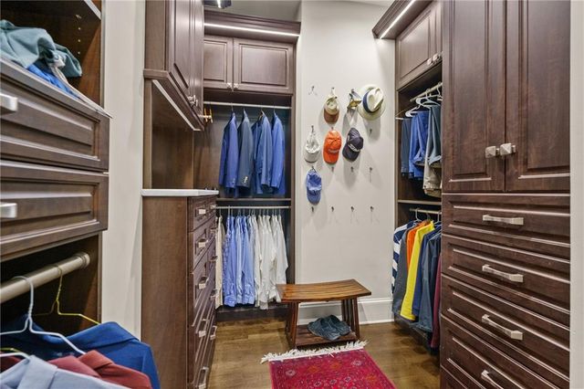 960 Tiverton Lane, Alpharetta, GA 30022