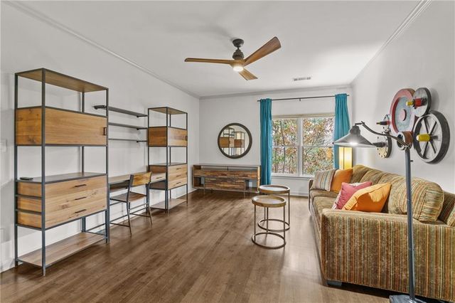 960 Tiverton Lane, Alpharetta, GA 30022