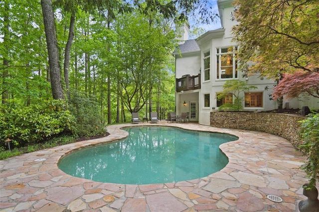 960 Tiverton Lane, Alpharetta, GA 30022