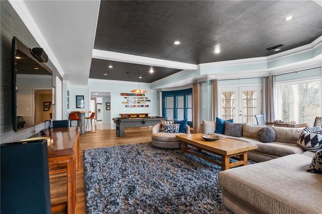 960 Tiverton Lane, Alpharetta, GA 30022