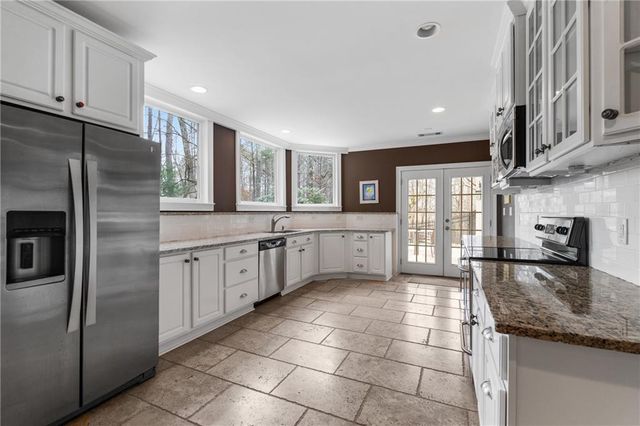 960 Tiverton Lane, Alpharetta, GA 30022