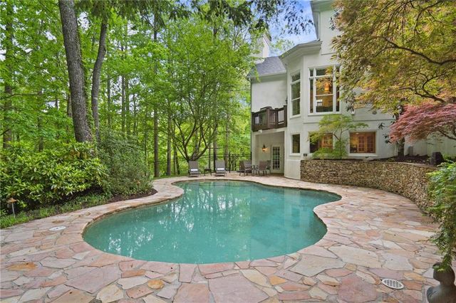 960 Tiverton Lane, Alpharetta, GA 30022