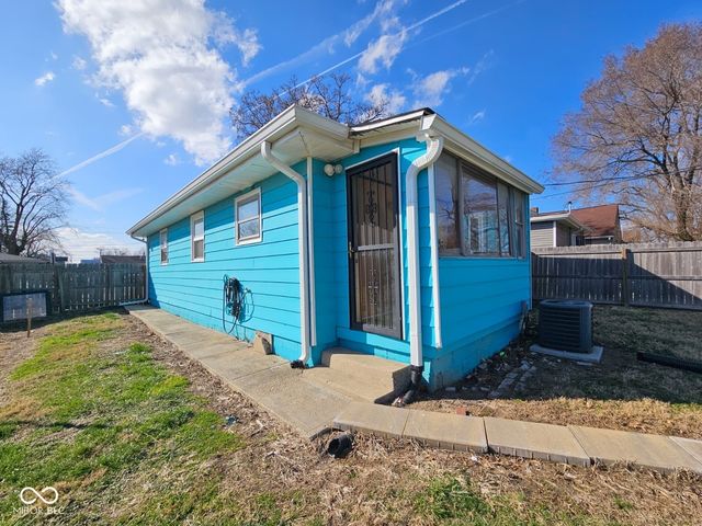 1857 Calvin Street, Indianapolis, IN 46203