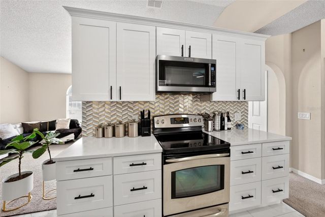 3010 HALLOW DRIVE, Deltona, FL 32738