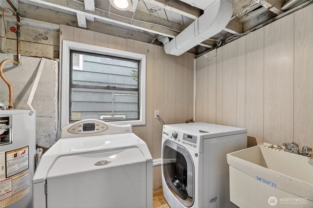 3850 49th Avenue SW, Seattle, WA 98116