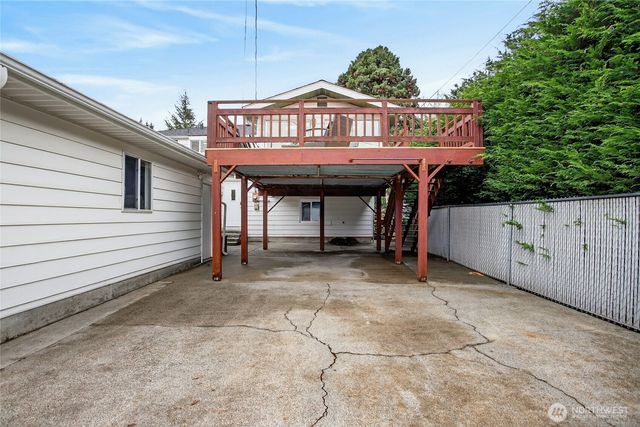 3850 49th Avenue SW, Seattle, WA 98116